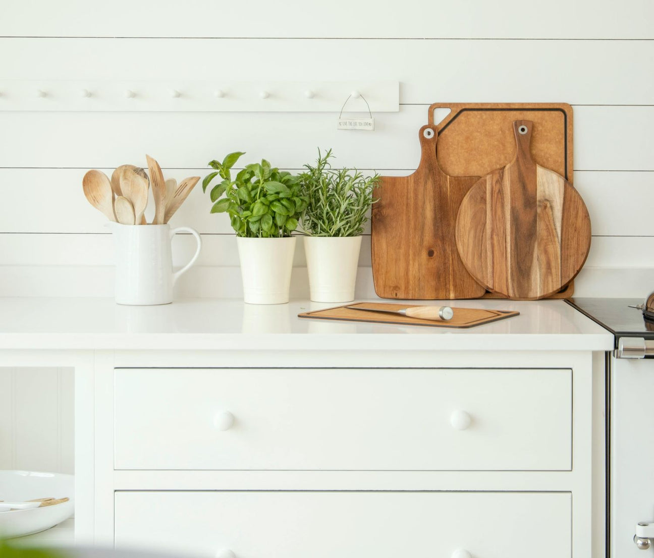 Windowsill & Vertical Gardens