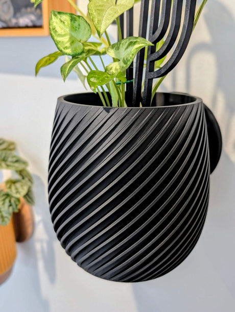 Swirl Wall Planter - 11.4cm